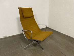 Otočné křeslo Charles & Ray Eames 124