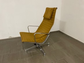 Otočné křeslo Charles & Ray Eames 124