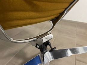Otočné křeslo Charles & Ray Eames 124